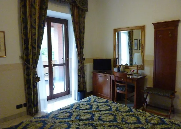 Belvedere Hotell 3*