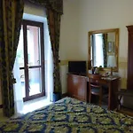 Belvedere Szálloda 3*